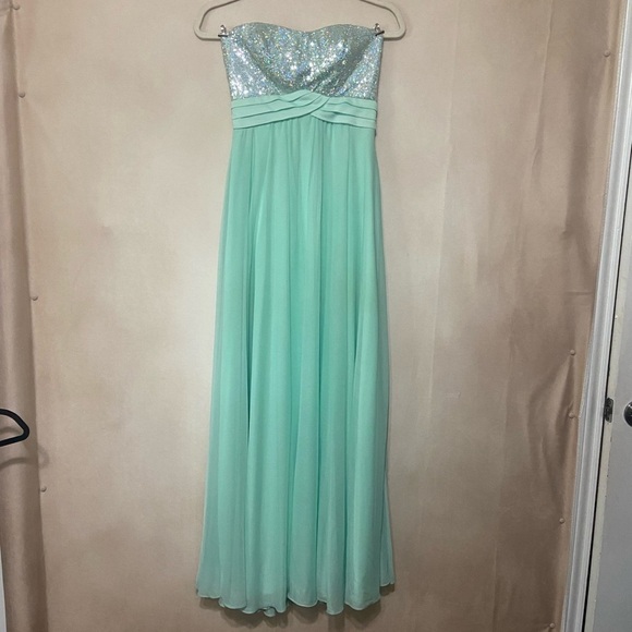 My Michelle size 3 Juniors aqua sequin strapless flowy maxi formal dress EUC - Picture 2 of 6